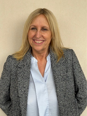 Carol Badhams